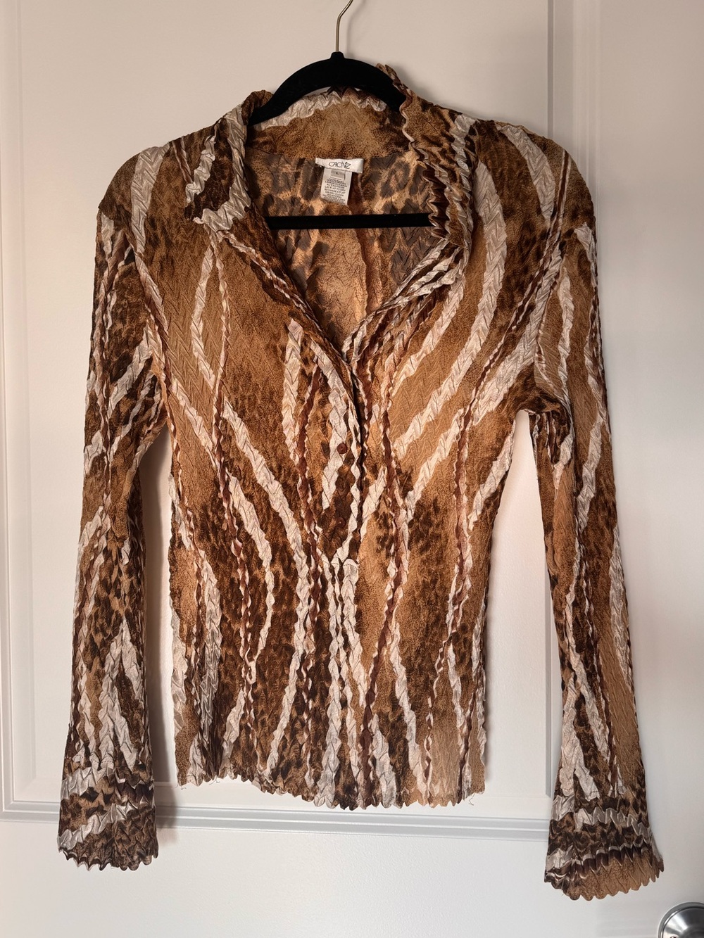 Cache women vintage top size large stretchy